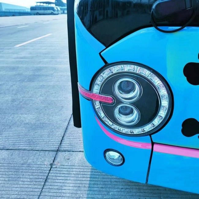 6.6m Elektryczny Mini Bus Pojazd do ładowania akumulatorów LHD RHD 23 miejsca dla usług wahadłowych