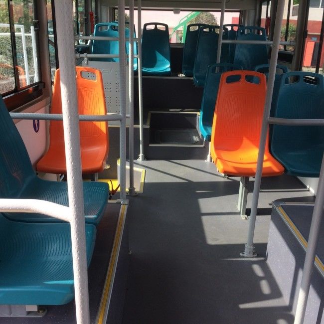 Elektryczny Mini Bus z bezobsługową baterią, niestandardowymi kolorami i prędkością maksymalną 69 km/h do transportu miejskiego