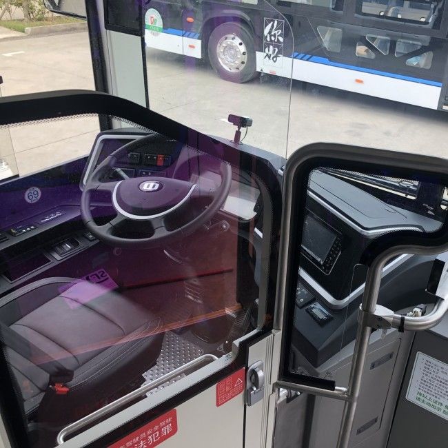 10.5m czysto elektryczny autobus z nowoczesnym projektem 255 Kwh zasięg jazdy ponad 230km